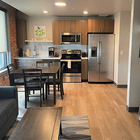 Riverfront Park Travel Apartments Spokane Room photo