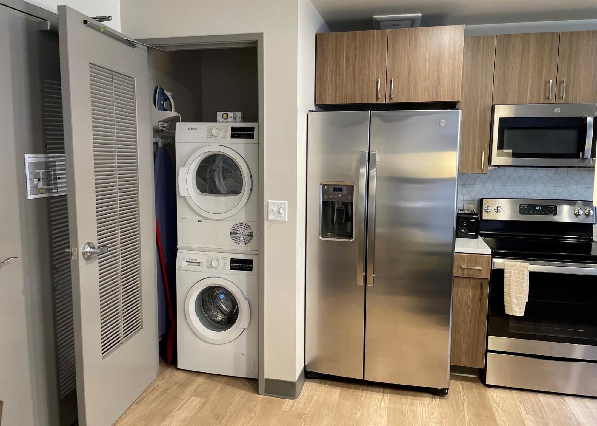 Riverfront Park Travel Apartments Spokane Room photo