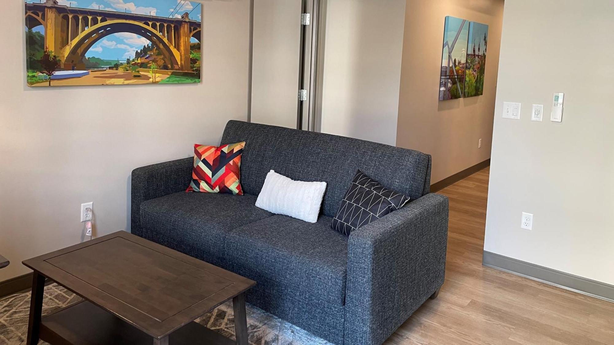 Riverfront Park Travel Apartments Spokane Room photo