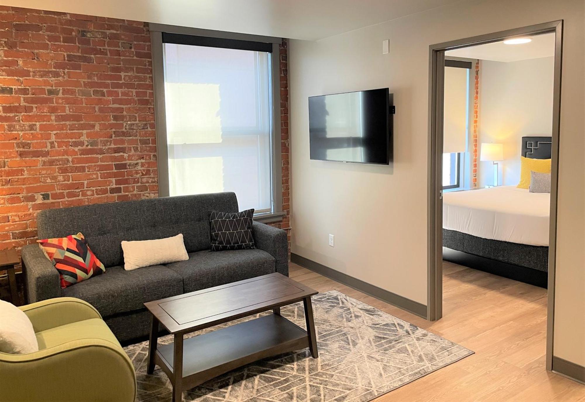 Riverfront Park Travel Apartments Spokane Room photo